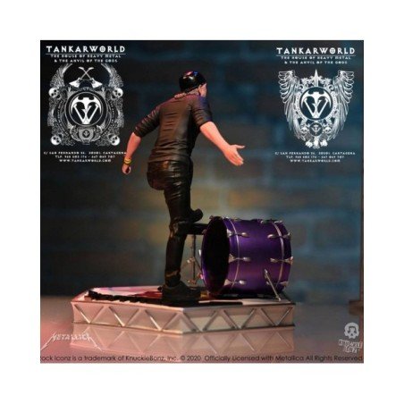 Escultura de Lars Ulrich, baterista de la banda Metallica
