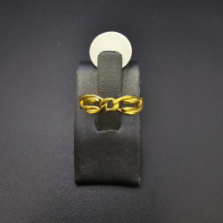 Sortija entrelazada de oro