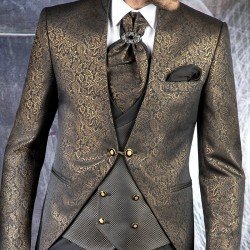 Traje de ceremonia